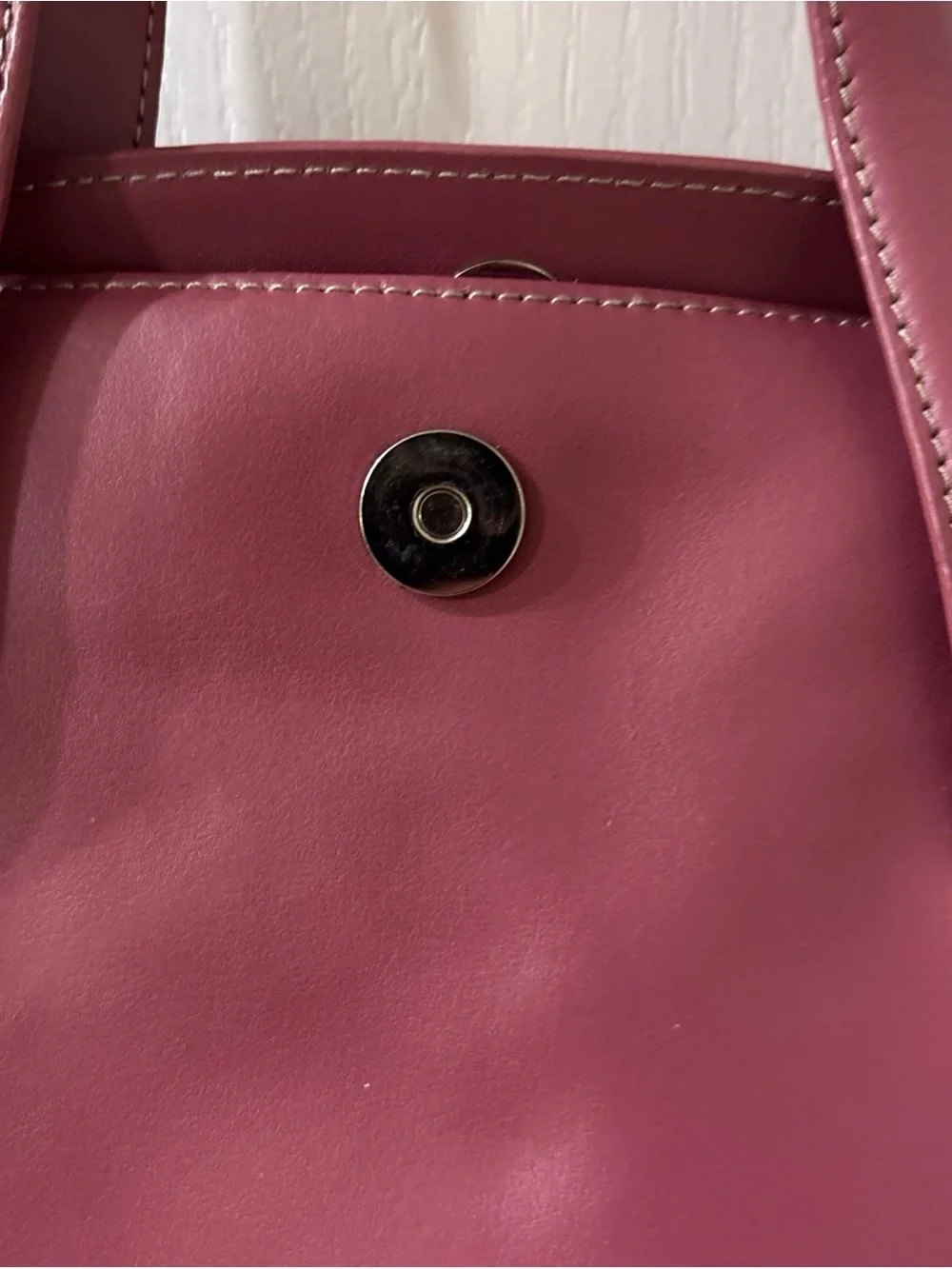 VOGLIA EQUIPAGE PARIS Genuine Leather Pink Handbag Purse NWT BA101 251 2005